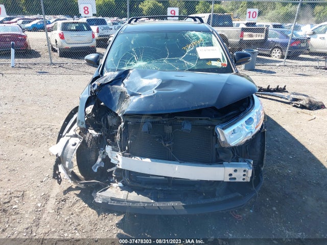 Toyota Highlander Le 2015 5TDBKRFH9FS113150 Image 12