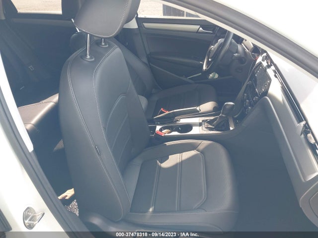 1VWWA7A37LC002353 Volkswagen Passat 2.0t Se