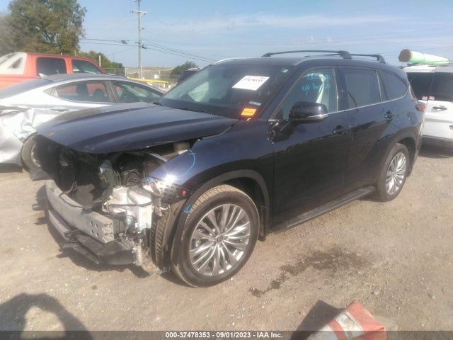 Toyota Highlander Platinum 2021 5TDFZRBH2MS086504 Image 2