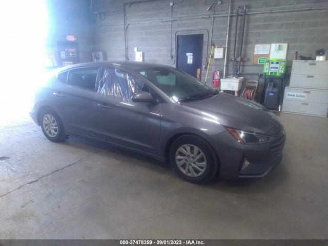 Hyundai ELANTRA SE 2019 5NPD74LFXKH450085 Image 1