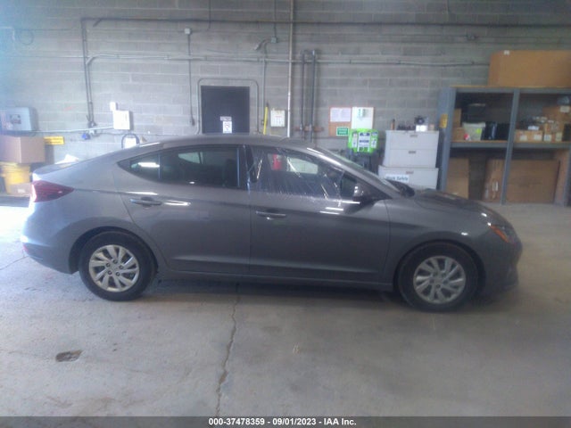 Hyundai ELANTRA SE 2019 5NPD74LFXKH450085 Image 12