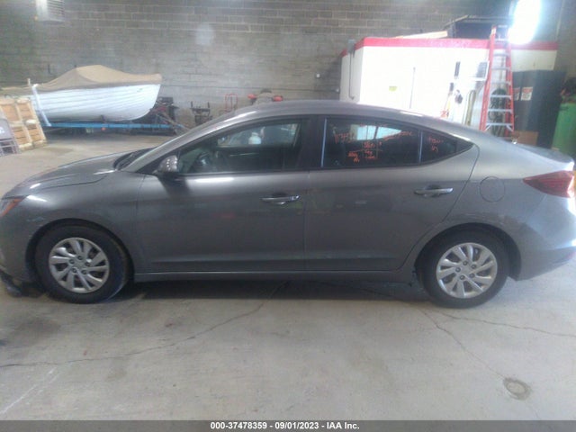 Hyundai ELANTRA SE 2019 5NPD74LFXKH450085 Image 13