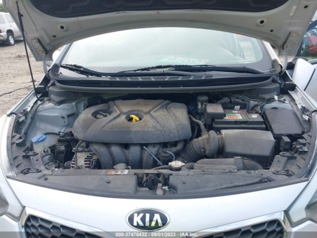 KNAFK4A68G5484590 KIA FORTE LX
