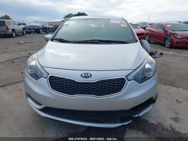 KNAFK4A68G5484590 KIA FORTE LX