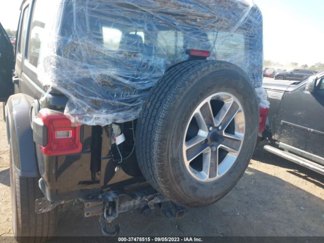 1C4HJXEG5JW116680 Jeep Wrangler Unlimited Sahara