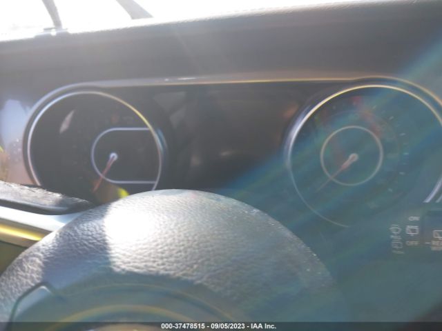 1C4HJXEG5JW116680 Jeep Wrangler Unlimited Sahara