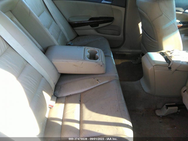 2009 HONDA ACCORD SDN EX-L VIN: 1HGCP26809A132881