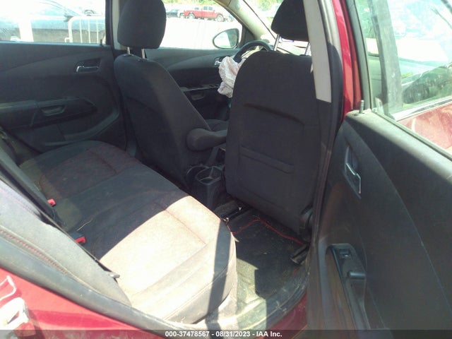 Chevrolet SONIC LT 2018 1G1JD5SB2J4136959 Image 8