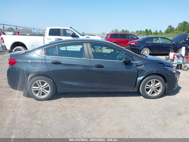 Chevrolet CRUZE LT 2018 1G1BE5SM6J7111760 Image 13