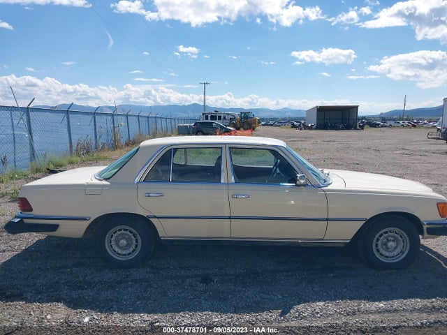 1980 BENZ 300SD VIN: 11612012021485