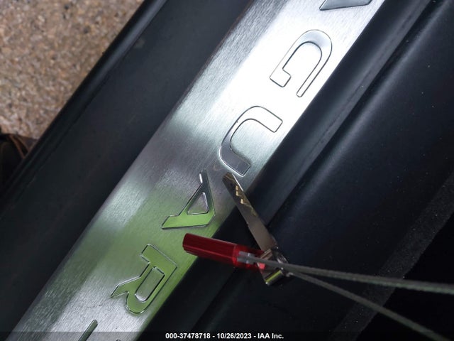 2018 JAGUAR F-TYPE SAJDD1EV4JCK48866 Photo 10