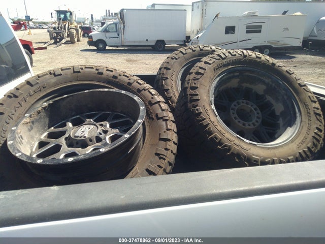 3C6UR5DL5JG324753 RAM 2500 Slt