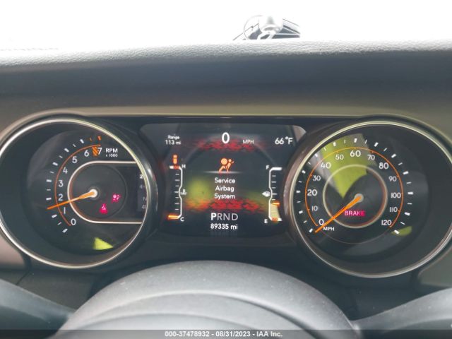 1C4HJXDG5JW272901 Jeep Wrangler Unlimited Sport S