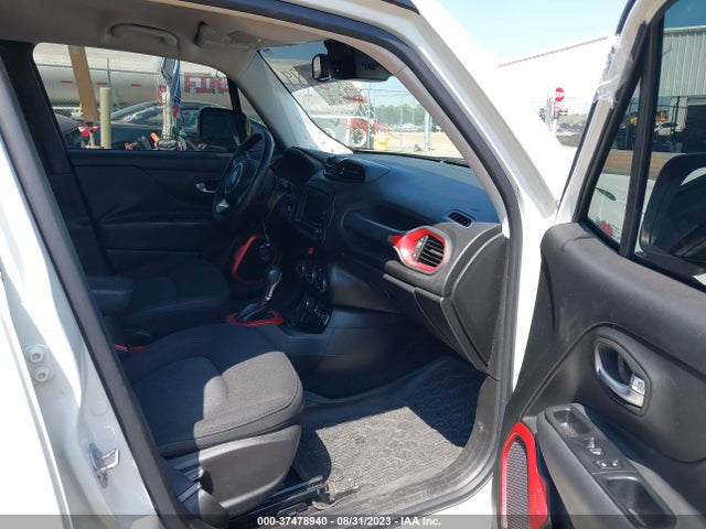 ZACCJBCT2GPC71738 Jeep Renegade Trailhawk