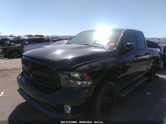 RAM 1500 Express 2017 1C6RR6FG1HS855866 Image 2