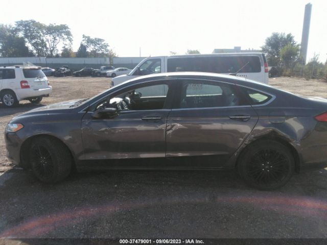 3FA6P0T91GR336403 Ford FUSION SE