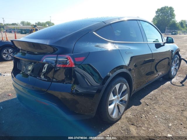 5YJYGDEE2MF186285 Tesla Model Y Long Range