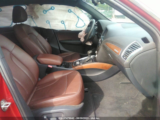 WA1LFAFP0EA051693 Audi Q5 Premium Plus