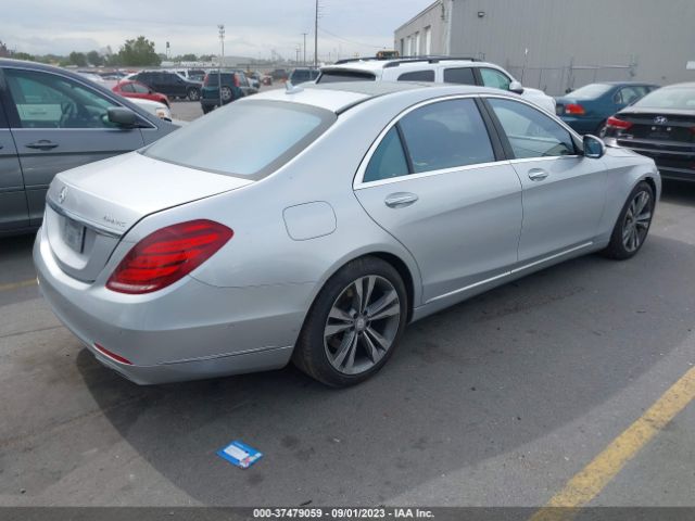 2015 MERCEDES-BENZ S 550 WDDUG8FB0FA125447 Photo 3