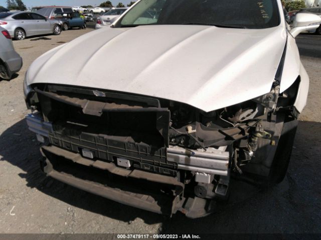 3FA6P0H98ER122627 Ford FUSION SE
