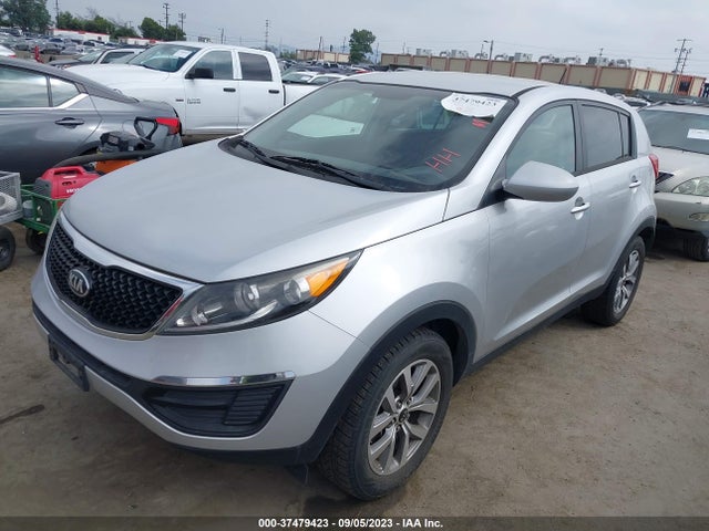 KIA Sportage Lx 2016 KNDPB3AC1G7800570 Image 2