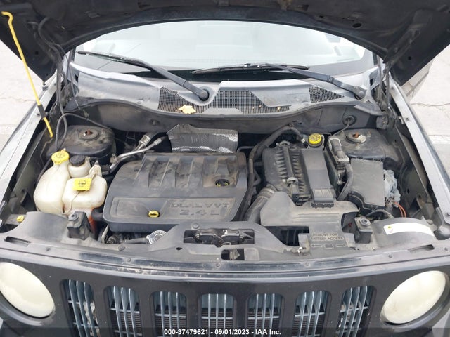 2008 JEEP PATRIOT SPORT VIN: 1J8FT28WX8D572888