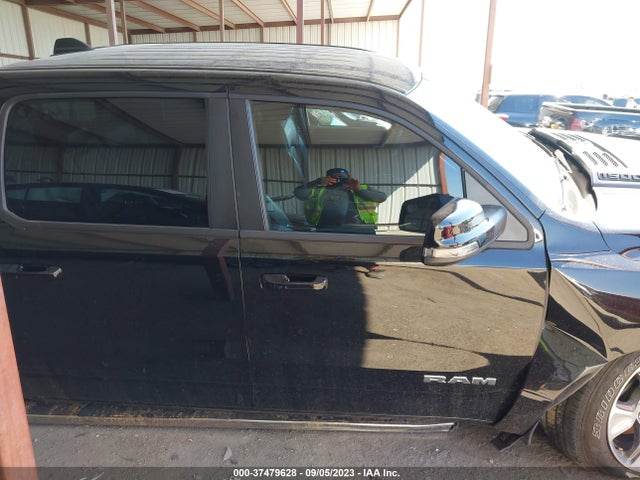 RAM 1500 Laramie 2023 1C6SRFJT9PN526920 Image 13