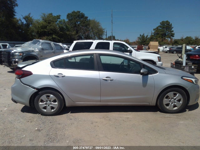 2017 KIA FORTE LX VIN: 3KPFL4A72HE032956