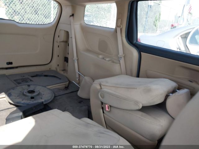 KNDMB5C16F6025536 KIA SEDONA LX