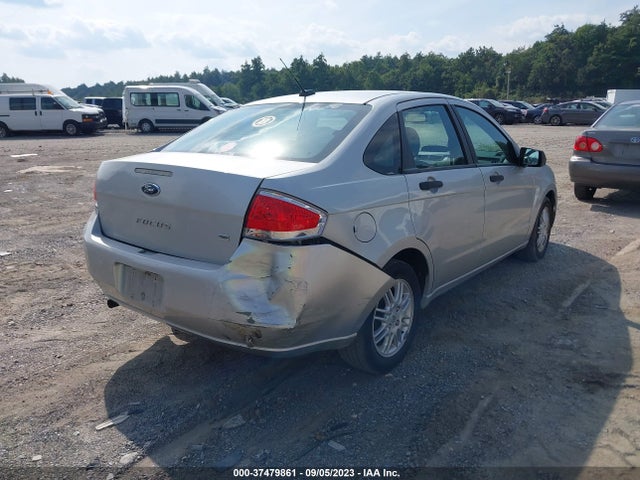 2011 FORD FOCUS SE VIN: 1FAHP3FNXBW186140