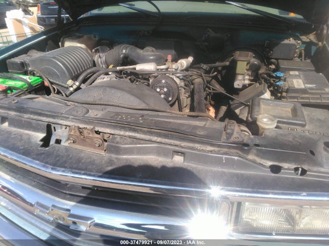 1997 CHEVROLET C/K 1500 VIN: 2GCEK19R3V1189410
