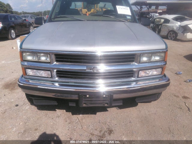 1997 CHEVROLET C/K 1500 VIN: 2GCEK19R3V1189410