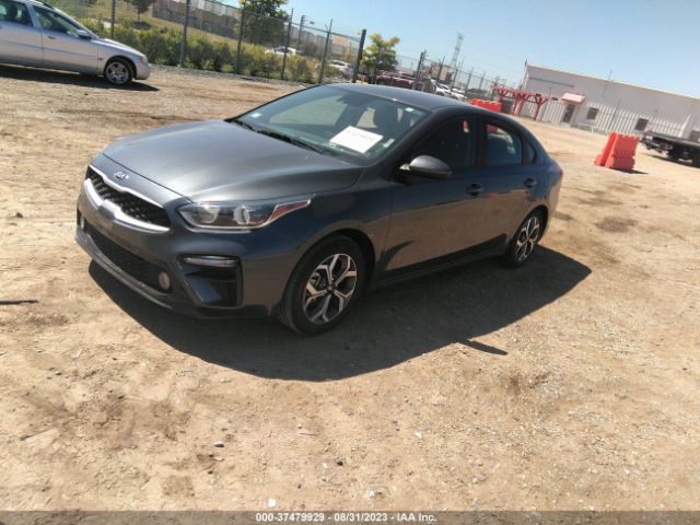 3KPF24AD9ME329807 KIA Forte Lxs