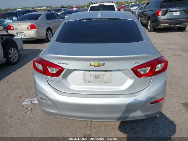 Chevrolet CRUZE LT 2019 1G1BE5SM6K7145229 Image 17
