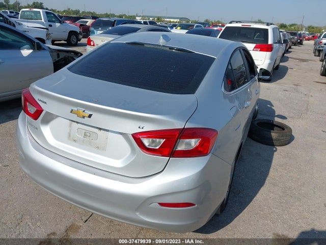 Chevrolet CRUZE LT 2019 1G1BE5SM6K7145229 Image 4