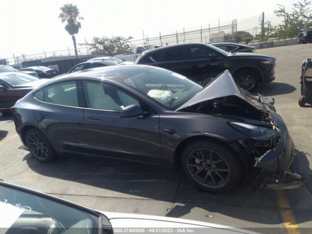 5YJ3E1EA5NF372948 Tesla MODEL 3