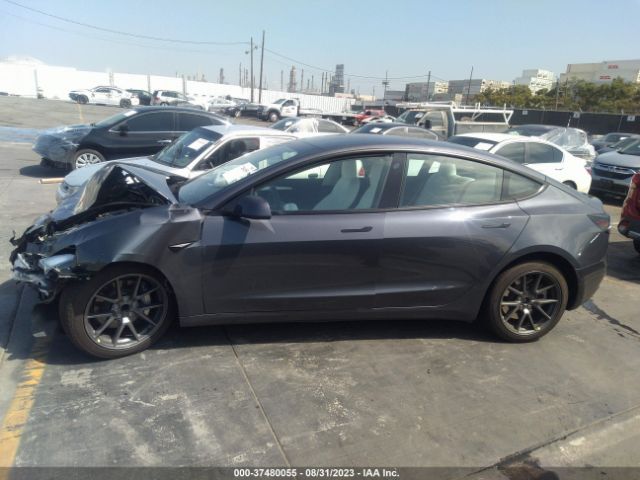 5YJ3E1EA5NF372948 Tesla MODEL 3