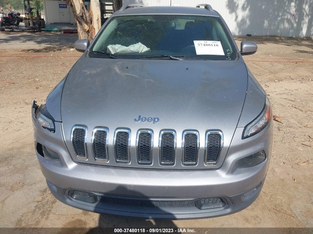 2016 JEEP CHEROKEE LATITUDE VIN: 1C4PJLCB2GW107570