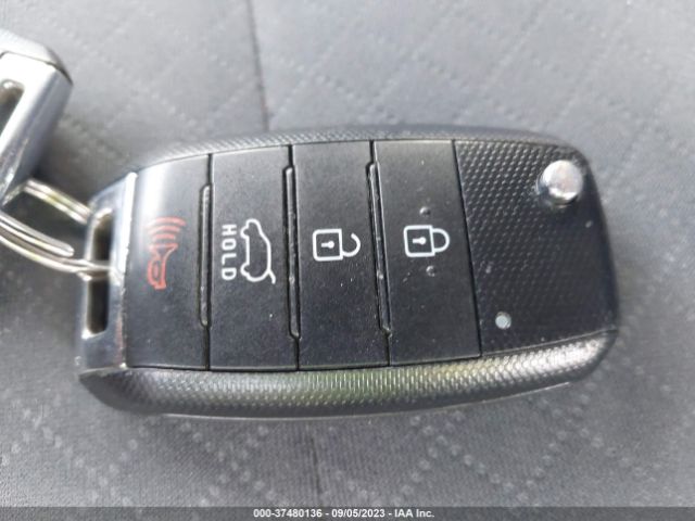 5XYPG4A37GG075633 KIA SORENTO L