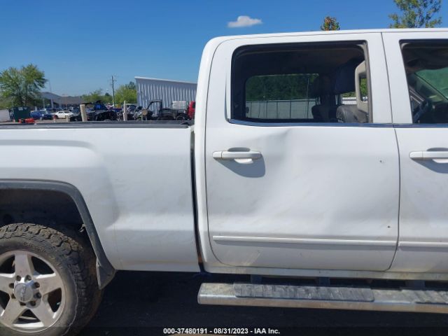 1GT12YEG1FF144147 GMC Sierra 2500hd Sle