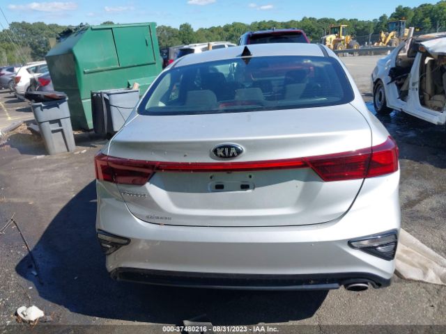 3KPF24AD3ME330581 KIA Forte Lxs