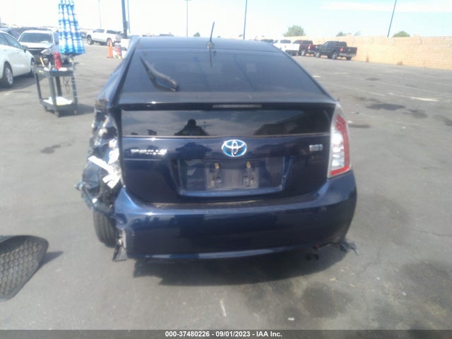 Toyota Prius Four 2015 JTDKN3DU0F0423484 Image 9