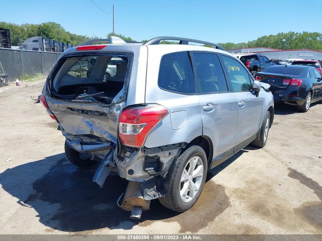 JF2SJAFC2GH560404 Subaru Forester 2.5i Premium