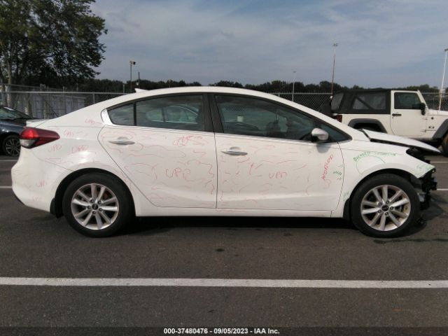 3KPFL4A73HE031704 KIA FORTE S