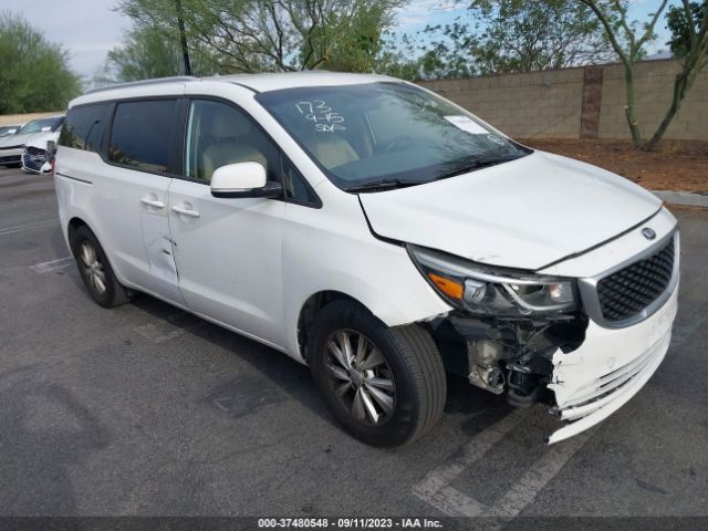 KNDMB5C16G6100060 auction archive image