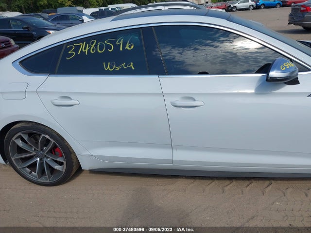 WAUB4CF5XJA086329 Audi S5 Sportback Premium Plus