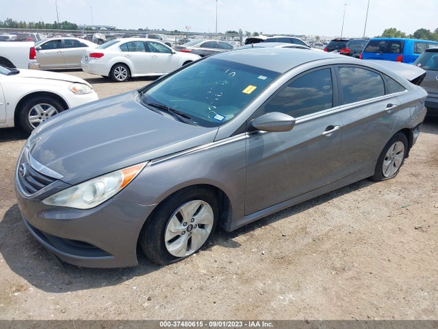 Hyundai SONATA GLS 2014 5NPEB4ACXEH823156 Image 2