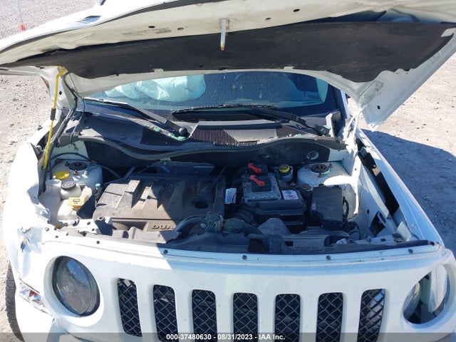 1C4NJRBB2GD786862 Jeep Patriot Sport Se