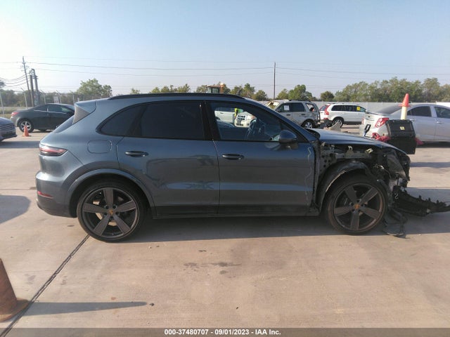 WP1AA2AY2KDA08239 Porsche Cayenne