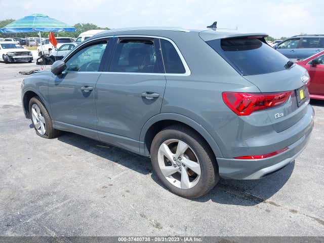 WA1AECF36L1004829 Audi Q3 PREMIUM